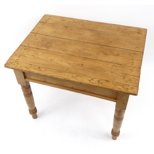 2030 - Victorian pine kitchen table, 73cm high x 92cm wide x 70 cm deep