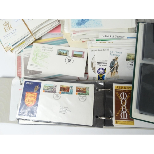 584 - Extensive collection of first day covers and stamp wallets, housed in two suitcases