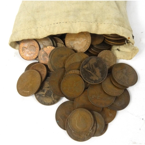 418 - Large selection of world coins