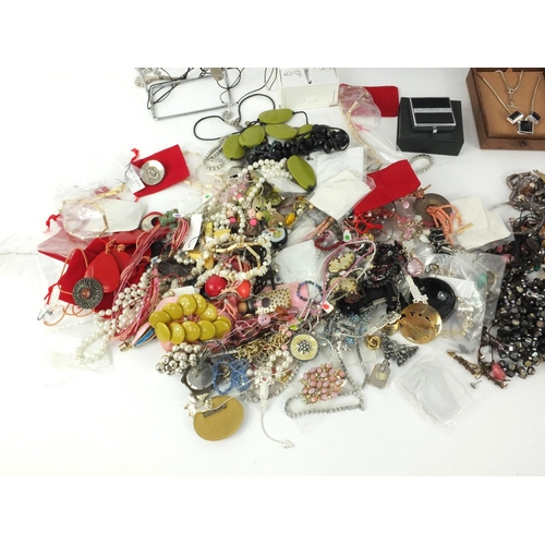 379 - Large selection of costume jewellery, including as new necklaces and bracelets