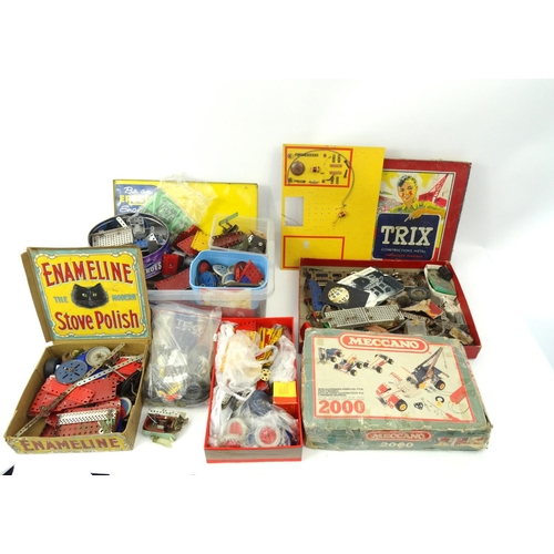 213 - Extensive collection of vintage Meccano