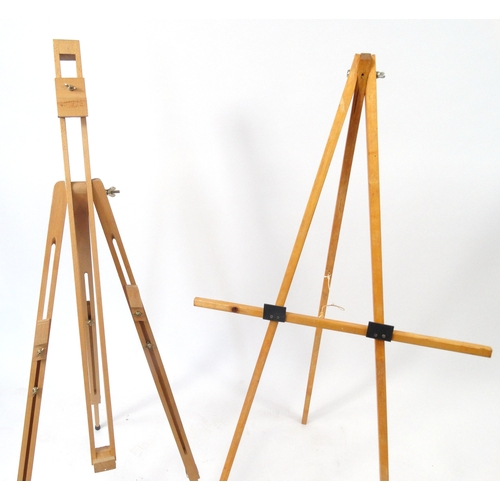 532 - Two wooden artist's easels