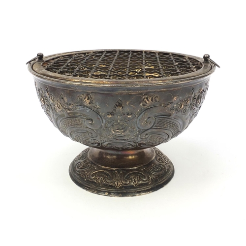 746 - Silver rose bowl with floral embossed decoration, Sheffield 1907, 14cm high, approximate weight 700g