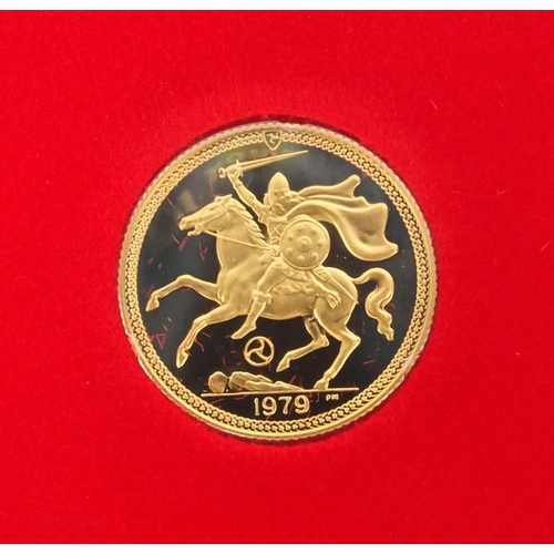 271 - Elizabeth II 1979 Isle of Man gold proof Sovereign, approximate weight 8.0g