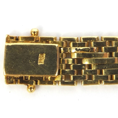 827 - 18ct gold flat link bracelet, 17cm long, approximate weight 21.0g