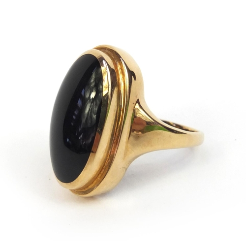 853 - 9ct gold cabochon black onyx ring, size L, approximate weight 6.2g