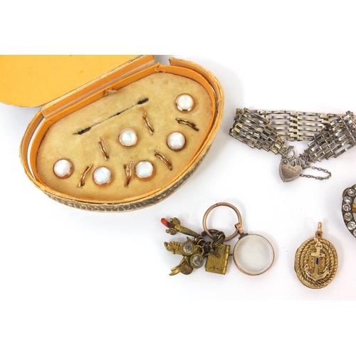 888 - Small selection of mostly vintage costume jewellery, including a cased set of mother of pearl studs,... 