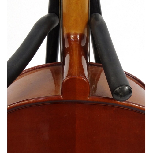 350 - Three quarter size cello with 27.5inch two piece back and the stentor music co ltd. label to the ins... 