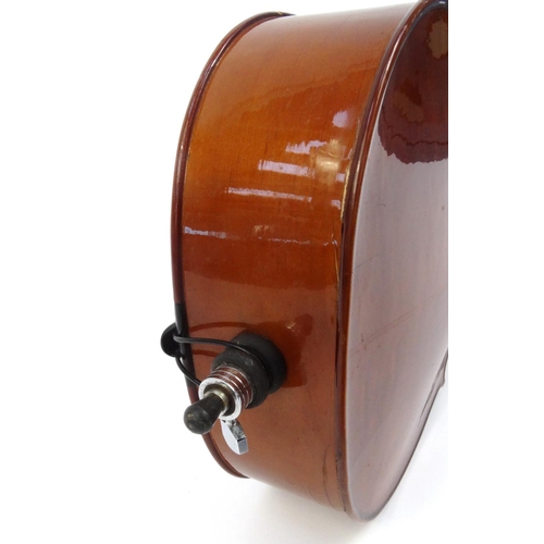 350 - Three quarter size cello with 27.5inch two piece back and the stentor music co ltd. label to the ins... 