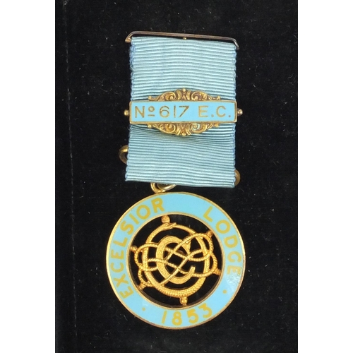 359 - 1894 Hong Kong plague medal awarded to Lieutenant Colonel Arthur Chapman when a Major for his effort... 