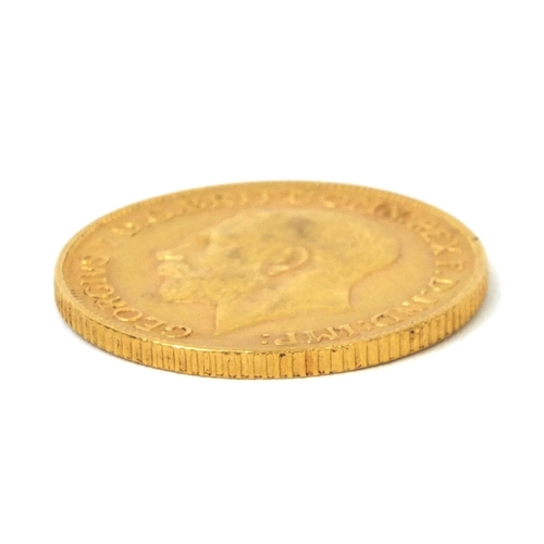 270 - George V 1911 gold sovereign, approximate weight 8.0g