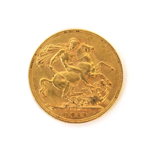 270 - George V 1911 gold sovereign, approximate weight 8.0g