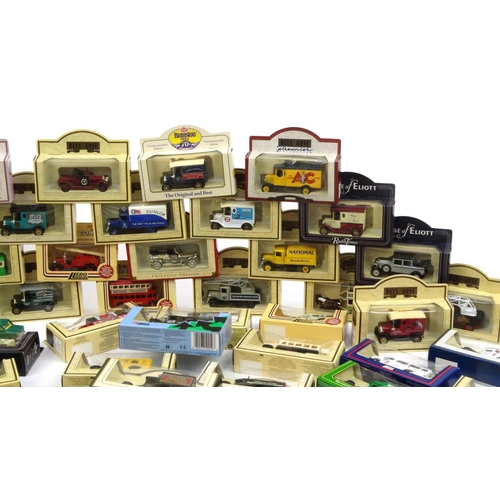 2282 - Large collection of mostly boxed die cast vehicles, including Days Gone and Lledo examples