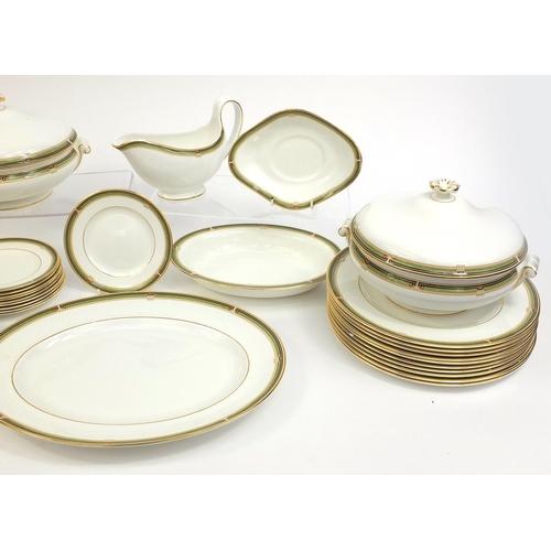 2212 - Collection of Wedgwood Oberon patterned dinnerware including, tureen's and plates