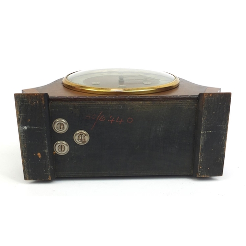 2333 - Smiths Westminster chiming mantle clock with Roman numerals, 24cm high