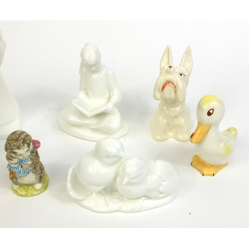 2122 - Collection of collectable china animals and figures including three Royal Doulton images figures - T... 