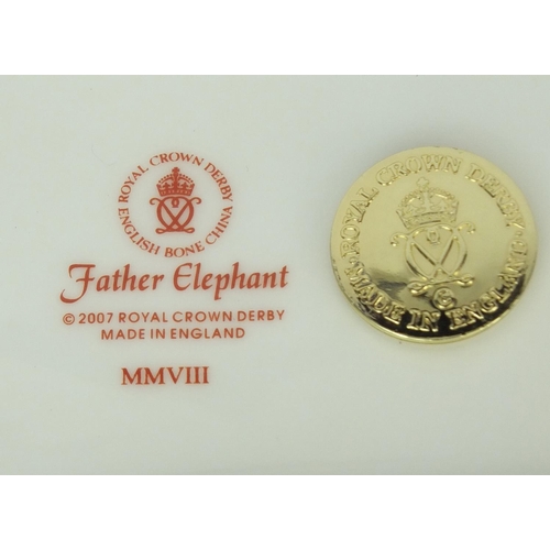 2060 - Royal Crown Derby father elephant paperweight with gold stopper, factory marks to the base, 15cm hig... 