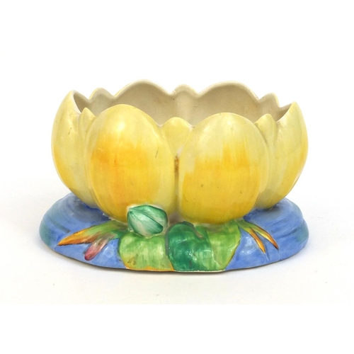 2104 - Clarice Cliff Newport pottery lily pad shaped bowl, factory marks to the base, 12cm high