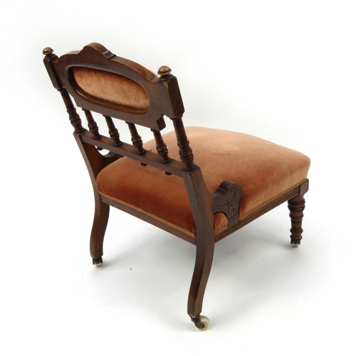 2048 - Edwardian walnut nursing chair with pink upholstery, 72cm high