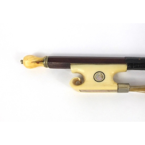 546 - Old wooden violin bow with ivory and Mother of Pearl frog and screw, 73cm long