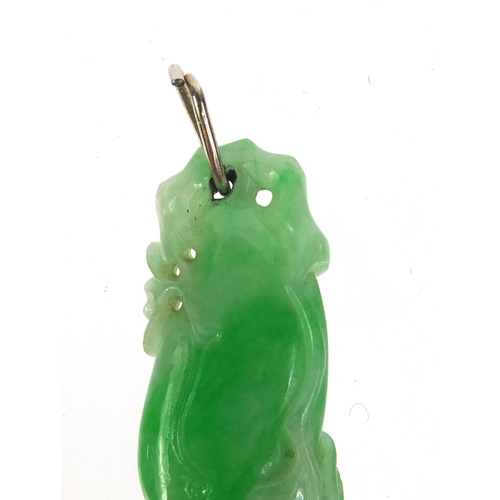 804 - Chinese green jade pendant carved with a dragon, 4cm high, approximate weight 8.1g