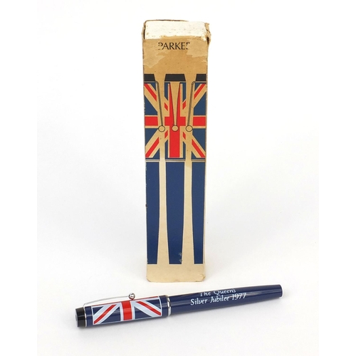 311 - Boxed Parker ballpoint pen commemorating The Queens Silver Jubilee 1977, 14cm long