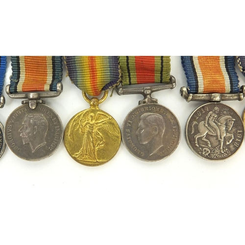 585 - Group of British Military interest World War I dress medals comprising Victory medal, 1914-18 War me... 