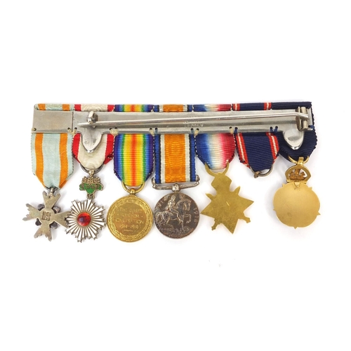 581 - Military interest dress medal group including World War I Victory medal, 1914-18 War medal and 1914-... 