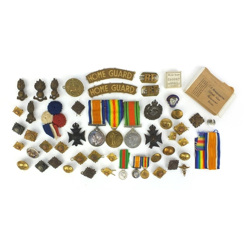 557 - British Military interest World War I Victory medal and 1914-18 War medal awarded to 2.LIEUT.E.Q.BAU... 