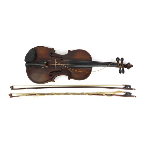 545A - Old wooden violin with one piece back, bearing a Mamias Neuner, Geigenma label to the inside with tw... 