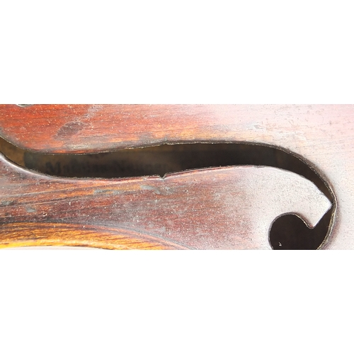 545A - Old wooden violin with one piece back, bearing a Mamias Neuner, Geigenma label to the inside with tw... 