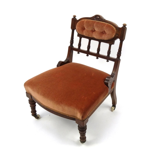 43 - Edwardian walnut nursing chair with pink upholstery, 72cm high
