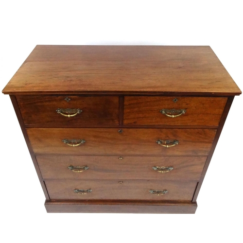 2015 - Good quality Victorian walnut chest, fitted with two short drawers above three long drawers and good... 