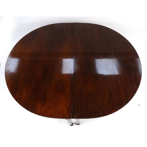 119 - Georgian D end dining table raised on tapering legs, with extra leaf, 72cm high