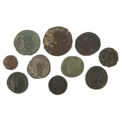 287 - Group of ten Roman coins, the largest approximately 2.5cm in diameter, approximate weight 29.6g