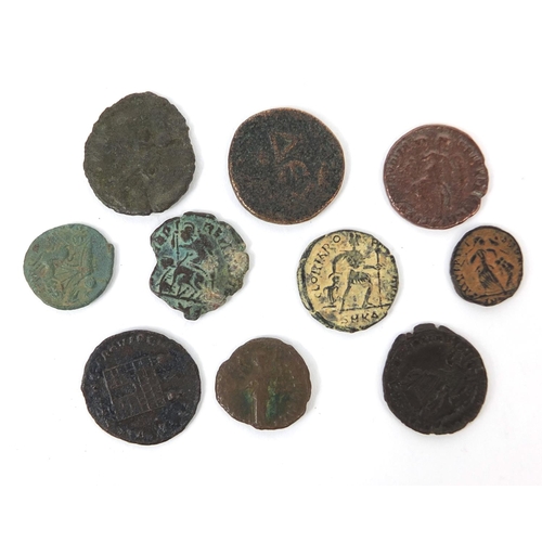 282 - Group of ten Roman coins, the largest approximately 2cm in diameter, approximate weight 22.6g