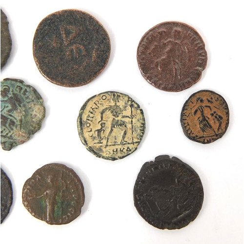 282 - Group of ten Roman coins, the largest approximately 2cm in diameter, approximate weight 22.6g