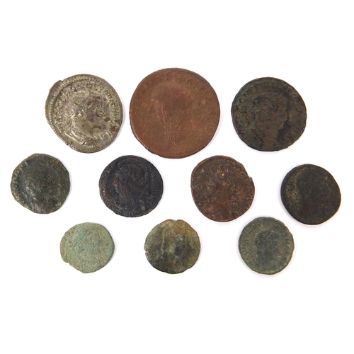 283 - Group of ten Roman coins, the largest approximately 2.5cm in diameter, approximate weight 32.5g