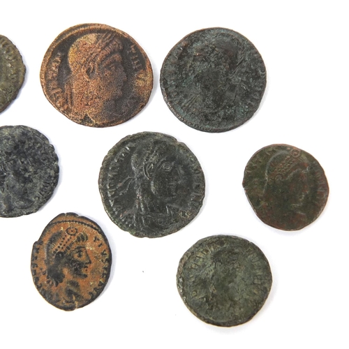 278 - Group of ten Roman coins, the largest approximately 2.1cm in diameter, approximate weight 18.9g