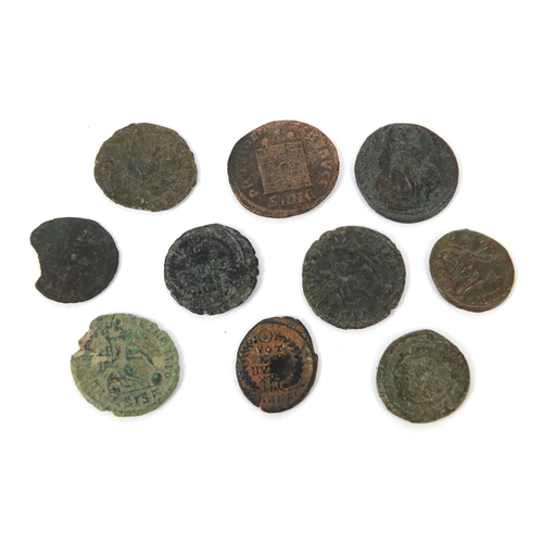 278 - Group of ten Roman coins, the largest approximately 2.1cm in diameter, approximate weight 18.9g