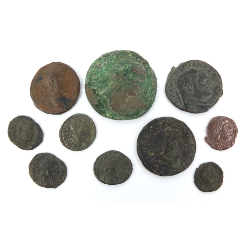 288 - Group of ten Roman coins, the largest approximately 3.5cm in diameter, approximate weight 61.4g