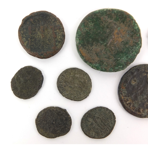 288 - Group of ten Roman coins, the largest approximately 3.5cm in diameter, approximate weight 61.4g