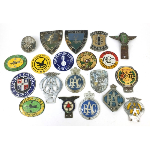 167 - Collection of motoring interest car badges, some enamelled examples, including The Grasshoppers MCC ... 