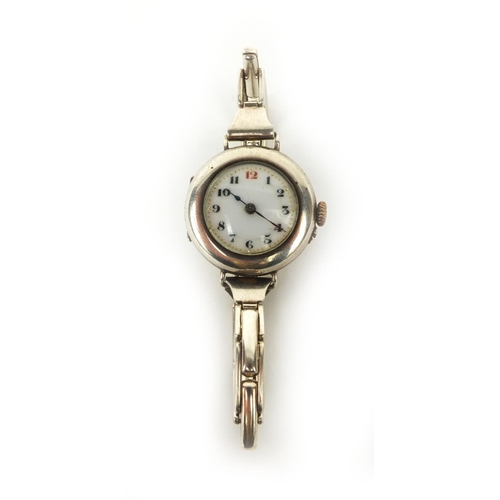 2504 - Ladies silver wristwatch with silver bracelet, 2.7cm diameter excluding he crown, approximate weight... 