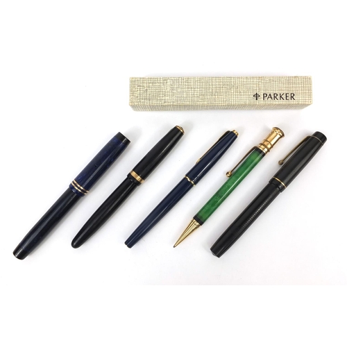 82 - Collection of fountain pens together with a ball point pen including a boxed Parker Lapis Lazuli duo... 