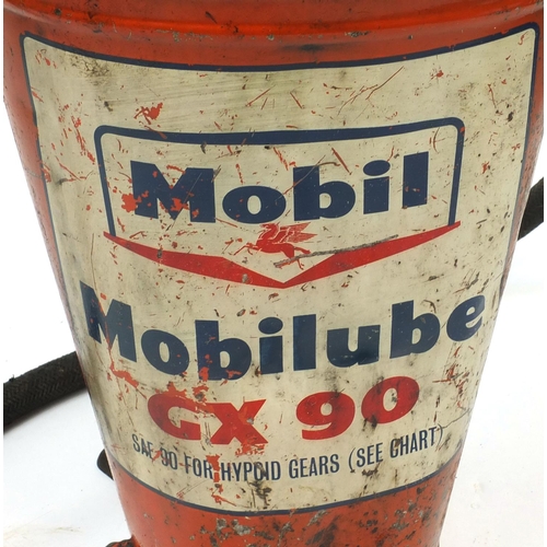 172 - Vintage automobila interest mobil oil pump No.7117, 66cm high