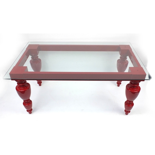 2020A - Zanotta Dorian red lacquered dining table with glass top, 76cm high x 163cm wide x 102cm deep