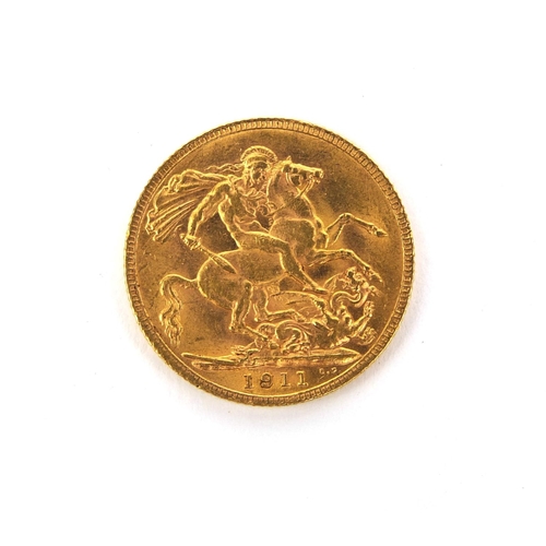 223 - George V 1991 gold sovereign, approximate weight 8.0g