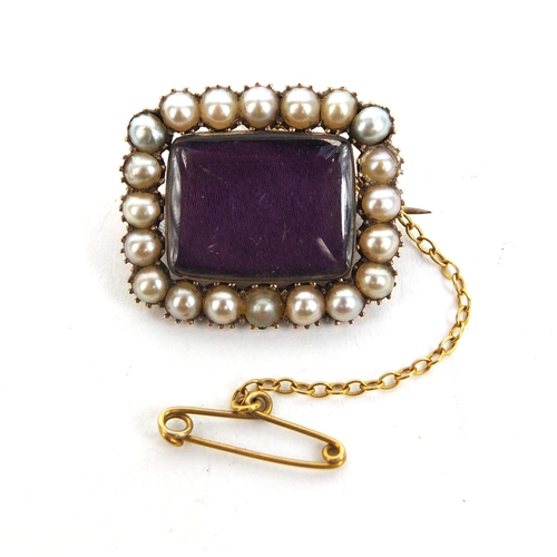 816 - Unmarked gold seed pearl mourning brooch, 2.2cm long, approximate weight 5.2g