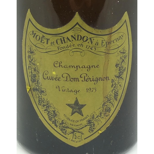 86 - 75cl bottle of vintage 1975 Moet & Chandon Dom Perignon Champagne